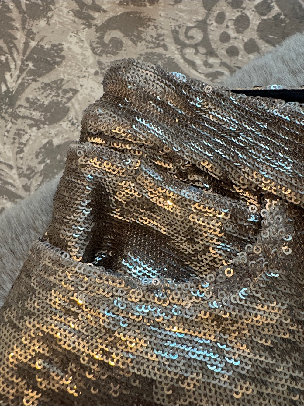 IRO Metallic Sequin Shorts - Gold Sequins 🔥🔥🔥US size 4 - Picture 10 of 13